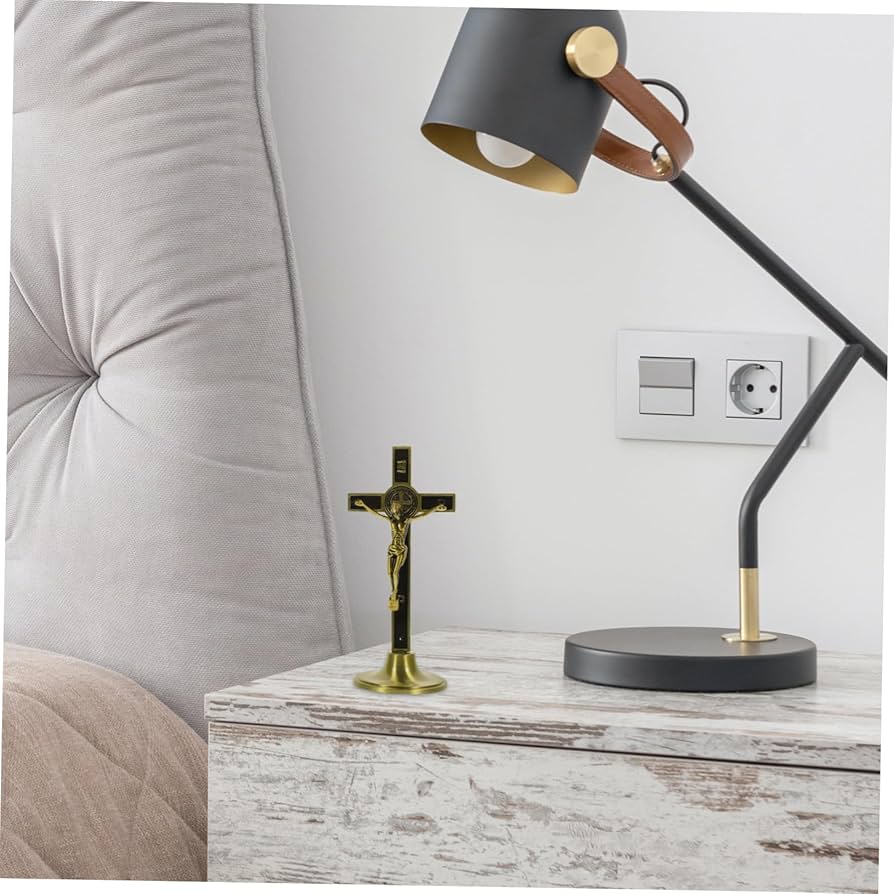 Amazon｜WOFASHPURET クロス 立ち十字架 復活したキリストの